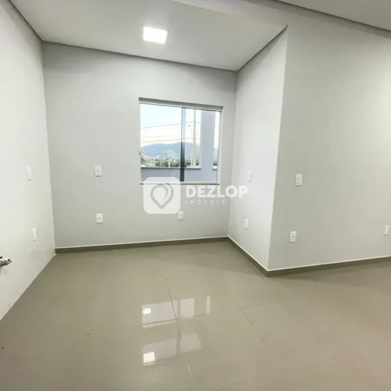 Casa à venda em Forquilhas, São José - SC - 02