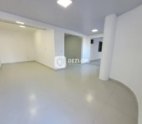 Casa à venda em Forquilhas, em São José - SC | 4 Quartos sendo 1 Suíte - 01