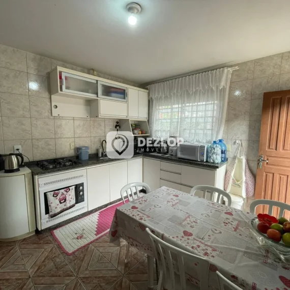 Casa à venda em Serraria, São José - SC | 3 Quartos sendo 1 Suíte - 02