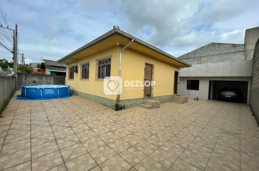Casa à venda em Serraria, São José - SC | 3 Quartos sendo 1 Suíte - Destaque
