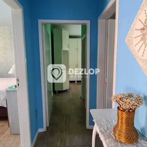 Casa à venda em Universitário, Biguaçu - SC | 5 Quartos sendo 1 Suíte - 02