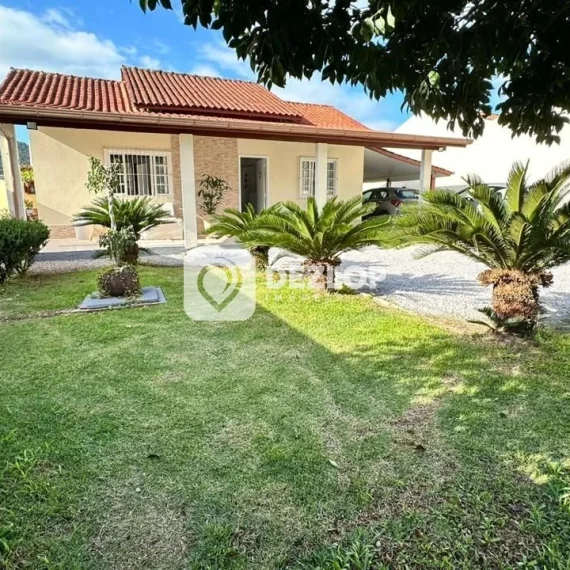 Casa à venda em Vendaval, Biguaçu - SC | 3 Quartos sendo 1 Suíte - 01