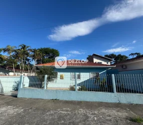 Casa à venda na Bom Viver em Biguaçu - SC | 3 Quartos - 01