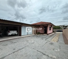 Casa à venda na Cachoeiras, em Biguaçu - SC | 2 Quartos - 01