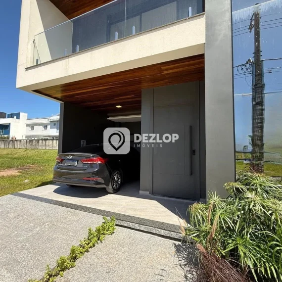 Casa à venda no Deltaville, Biguaçu | 3 Quartos, 1 Suíte no Cond. Acqua - 01