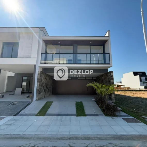 Casa à venda no Deltaville, Biguaçu | 3 Quartos, 1 Suíte no Cond. Blue - 01