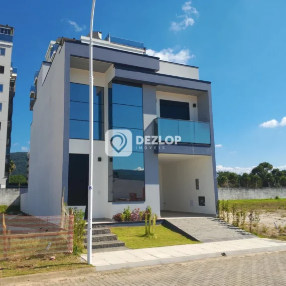 Casa à venda no Deltaville, Biguaçu | 3 Quartos, 1 Suíte no Cond. Blue - 02