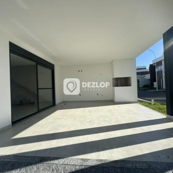 Casa à venda no Deltaville, Biguaçu | 3 Quartos, 1 Suíte no Cond. Brisas Parque - 01