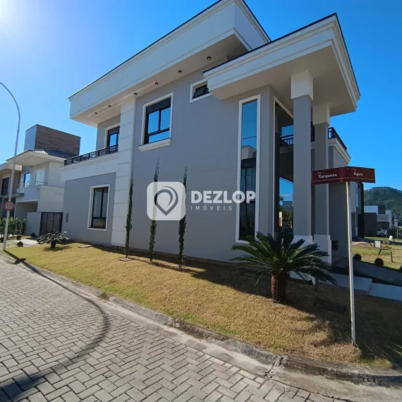 Casa à venda no Deltaville, Biguaçu | 3 Quartos, 1 Suíte no Cond. Brisas Parque - 01