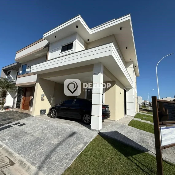 Casa à venda no Deltaville, Biguaçu | 3 Quartos, 1 Suíte no Cond. Brisas Parque - 01