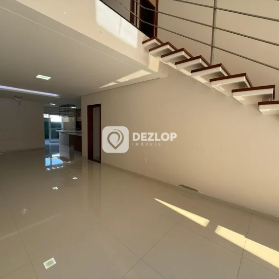 Casa à venda no Deltaville, Biguaçu | 3 Quartos, 1 Suíte no Cond. Brisas Parque - 02