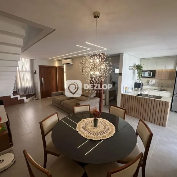 Casa à venda no Deltaville, Biguaçu | 3 Quartos, 1 Suíte no Cond. Brisas Parque - 02