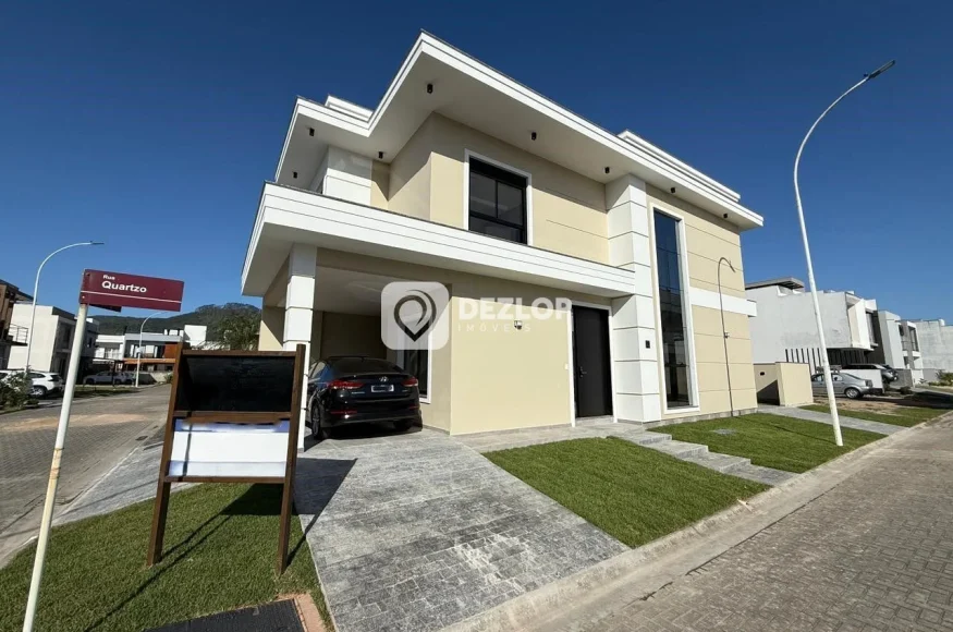 Casa à venda no Deltaville, Biguaçu | 3 Quartos, 1 Suíte no Cond. Brisas Parque - Destaque