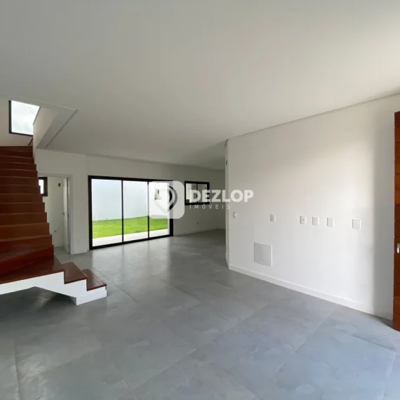 Casa à venda no Deltaville, Biguaçu | 3 Quartos, 3 Suítes no Cond. Garden - 02