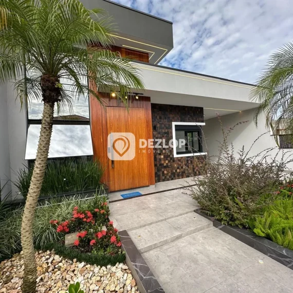 Casa à venda no Potecas, São José | 3 Quartos sendo 1 Suíte - 02