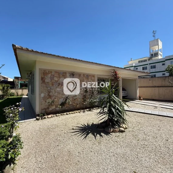 Casa à venda no Rio Caveiras, Biguaçu | 3 Quartos sendo 1 Suíte - 02