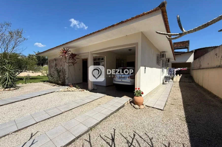 Casa à venda no Rio Caveiras, Biguaçu | 3 Quartos sendo 1 Suíte - Destaque