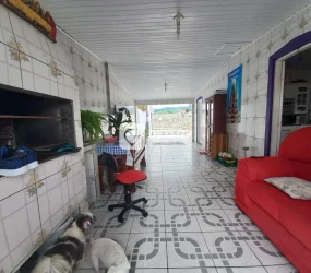Casa à venda no Rio Caveiras em Biguaçu - SC | 3 Quartos - 03