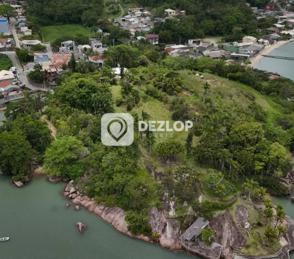 Chácara à venda na Caieira do Norte em Governador Celso Ramos - SC | 2 Quartos sendo 1 Suíte - Destaque