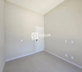 Geminado à venda na Governador Celso Ramos em Governador Celso Ramos - SC | 2 Quartos sendo 1 Suíte - 01