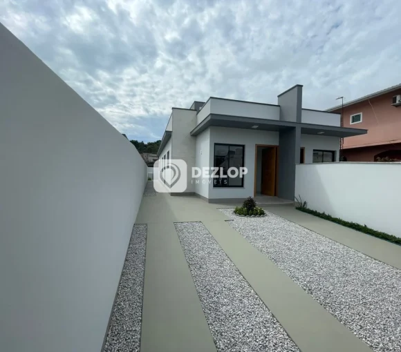 Geminado à venda na Rio Caveiras em Biguaçu - SC | 3 Quartos - Destaque