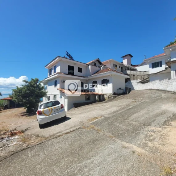 Pousada à venda em São Miguel, Biguaçu | 13 Quartos sendo 7 Suítes - 01