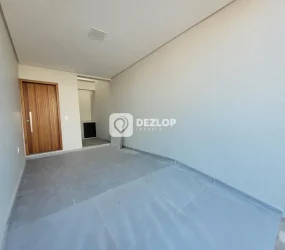 Sobrado à venda na Potecas em São José - SC | 3 Quartos sendo 1 Suíte - 02