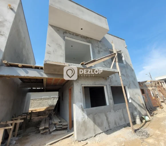 Sobrado à venda na região do Rio Caveiras em Biguaçu - SC | 3 Quartos sendo 1 Suíte - Destaque