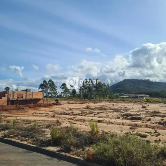 Terreno à venda em Areias do Meio, Gov. Celso Ramos - SC - 01