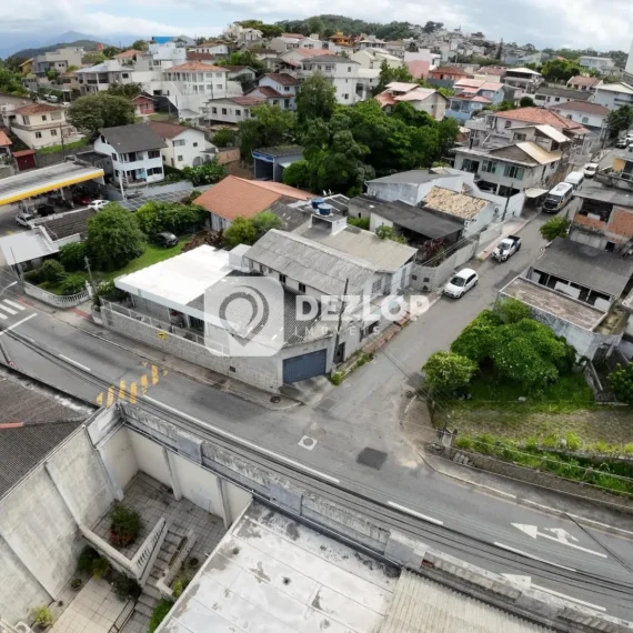 Terreno à venda em Centro, São José - SC - 02