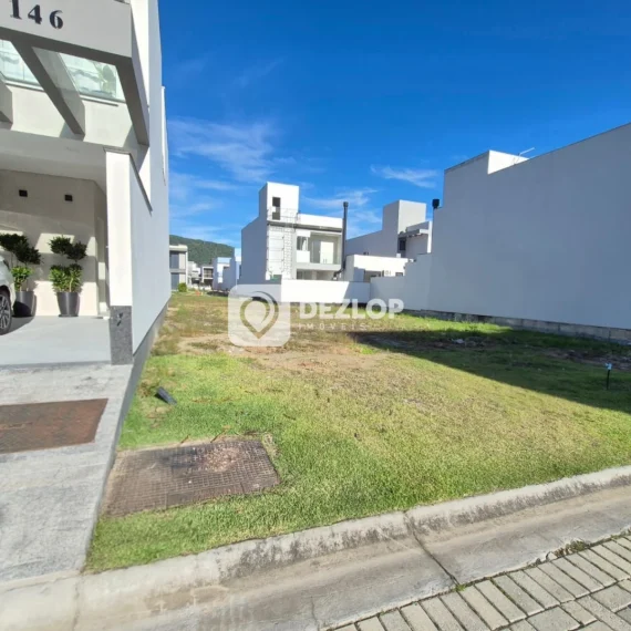 Terreno à venda em Deltaville, Biguaçu - SC - 01