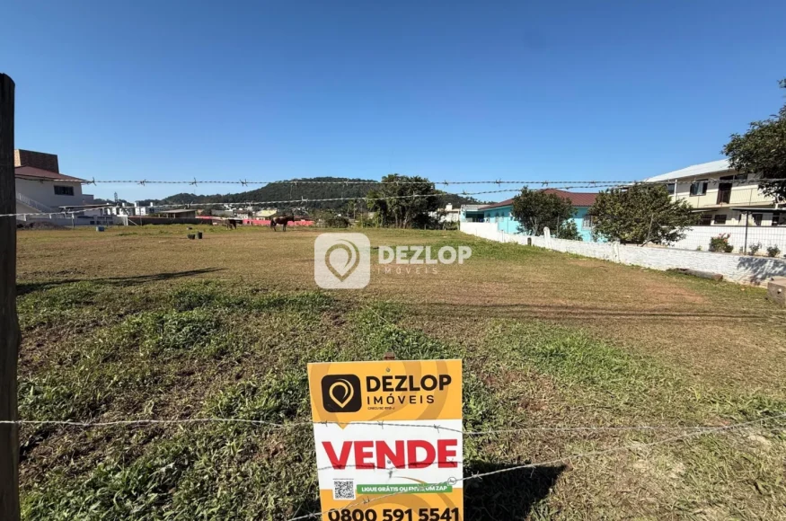 Terreno à venda em Fundos, Biguaçu - SC - Destaque