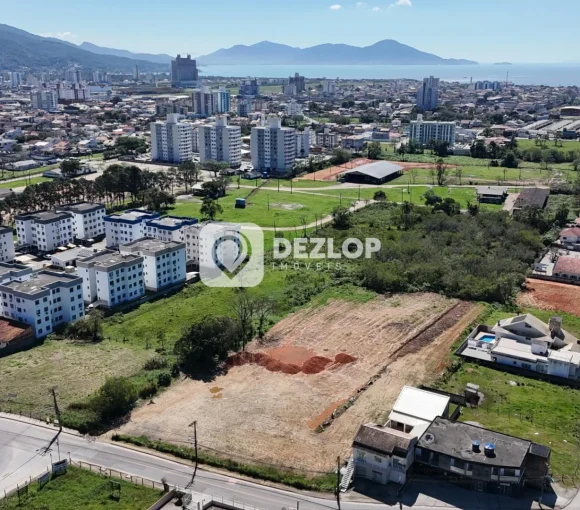 Terreno à venda na região dos Fundos em Biguaçu - SC - Destaque