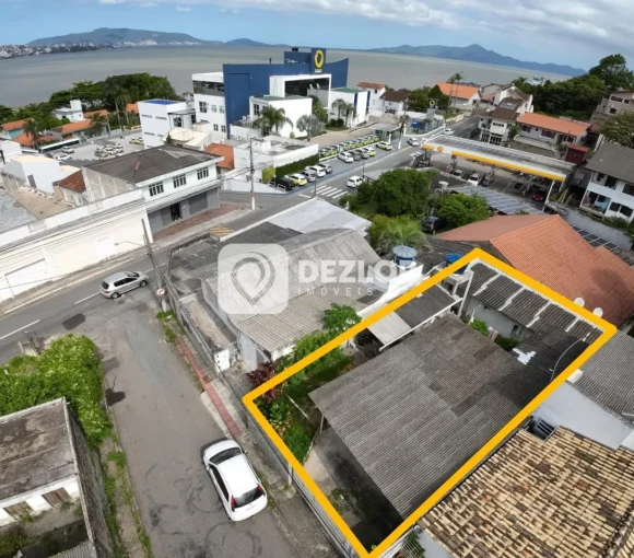 Terreno à venda no Centro em São José - SC. - Destaque