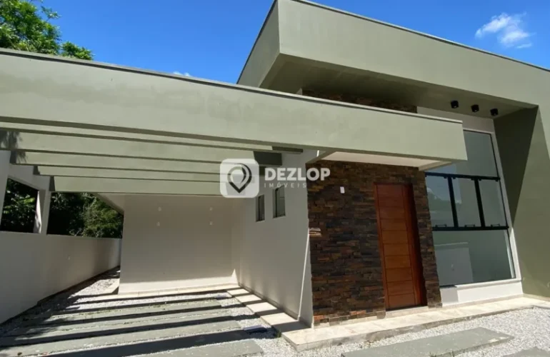Casa à venda em Forquilhas, São José - SC | 3 Quartos sendo 1 Suíte - Destaque