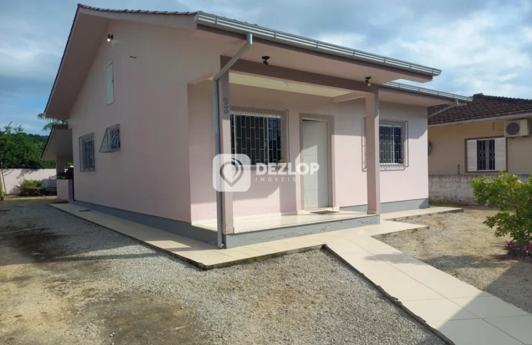 Casa à venda no Rio Caveiras em Biguaçu - SC | 2 Quartos - Destaque
