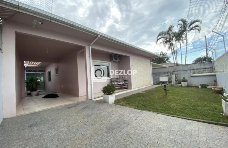 Casa à venda na Central em Biguaçu - SC | 4 Quartos - Destaque