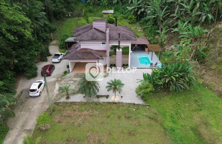 Sítio à venda na Área Rural de Biguaçu em Biguaçu - SC | 3 Quartos sendo 1 Suíte - Destaque
