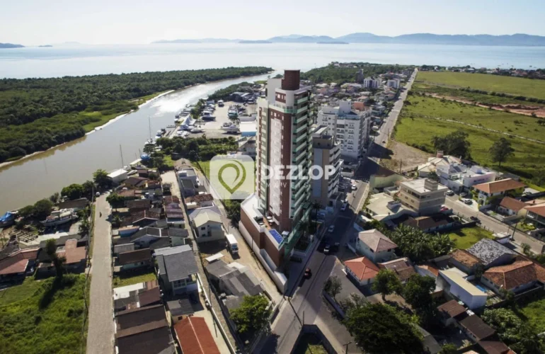 Apartamento à venda no Centro, Biguaçu | 3 Quartos, 3 Suítes no Ed. Balduino Junckes - Destaque