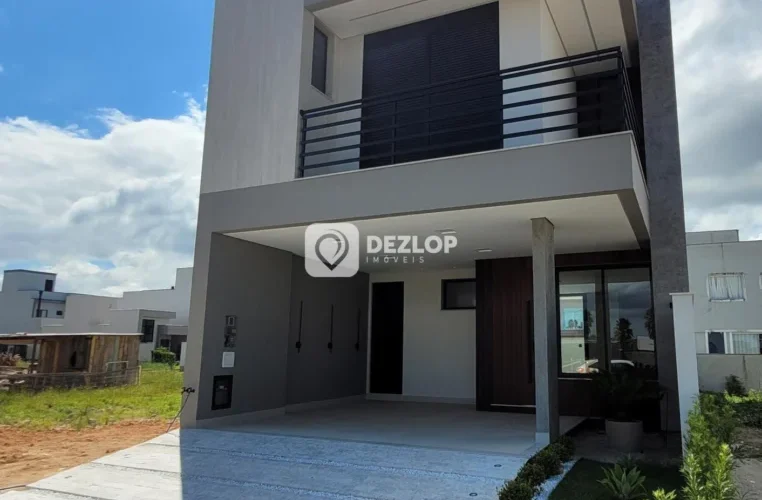 Casa à venda no Deltaville, Biguaçu | 3 Quartos, 1 Suíte no Cond. Costa do Sol - Destaque