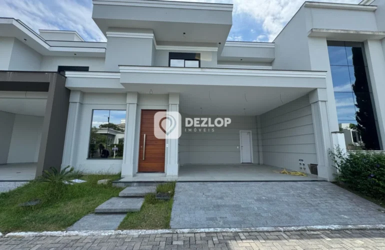 Casa à venda no Deltaville, Biguaçu | 3 Quartos, 3 Suítes no Cond. Garden - Destaque