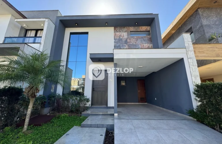 Casa à venda no Deltaville, Biguaçu | 3 Quartos, 1 Suíte no Cond. Garden - Destaque