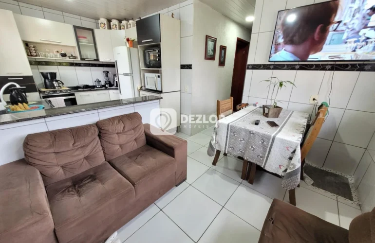 Casa à venda em Tijuquinhas, Biguaçu | 3 Quartos - Destaque