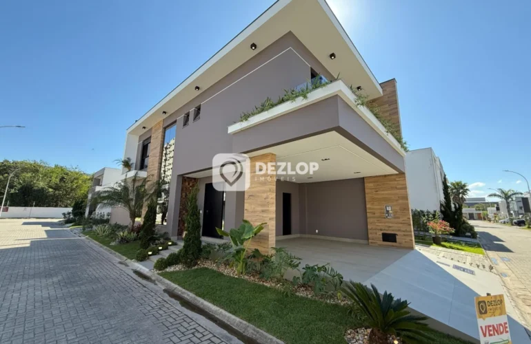 Casa à venda no Deltaville, Biguaçu | 3 Quartos, 1 Suíte no Cond. Brisas Parque - Destaque