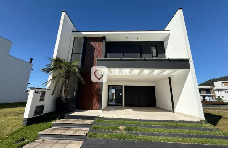 Casa à venda no Deltaville, Biguaçu | 3 Quartos, 3 Suítes no Cond. Acqua - Destaque