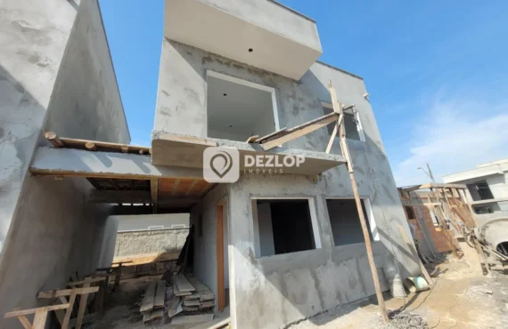 Sobrado à venda na região do Rio Caveiras em Biguaçu - SC | 3 Quartos sendo 1 Suíte - Destaque