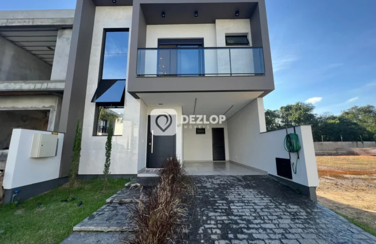 Casa à venda no Deltaville, Biguaçu | 3 Quartos, 1 Suíte no Cond. Costa do Sol - Destaque