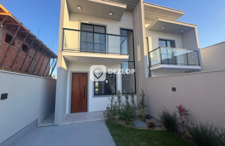 Sobrado à venda na Potecas em São José - SC | 2 Quartos sendo 2 Suítes - Destaque