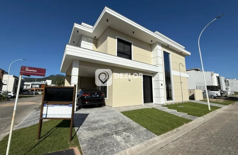 Casa à venda no Deltaville, Biguaçu | 3 Quartos, 1 Suíte no Cond. Brisas Parque - Destaque