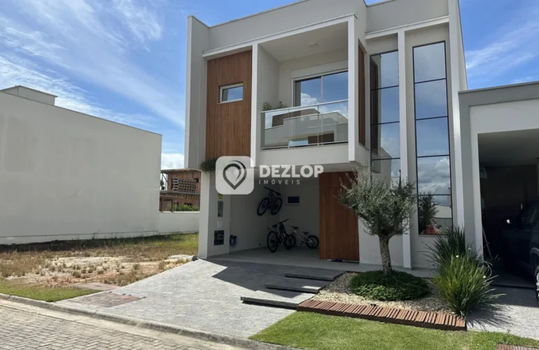 Casa à venda no Deltaville, Biguaçu | 3 Quartos, 1 Suíte no Cond. Brisas Parque - Destaque